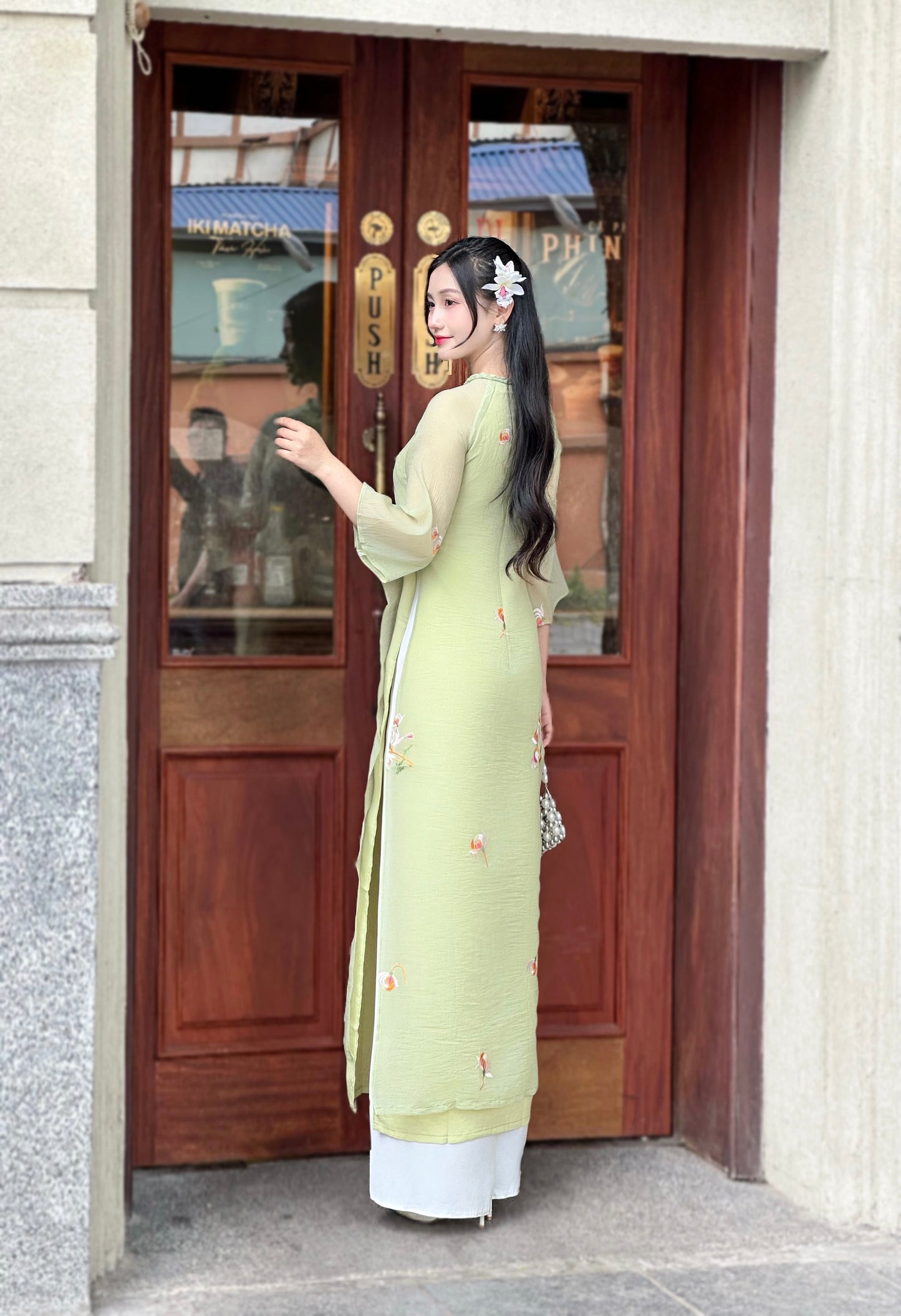 Sage Green Vietnamese Ao Dai with Floral Embroidery – Elegant Bridesmaid Dress | NO Pants