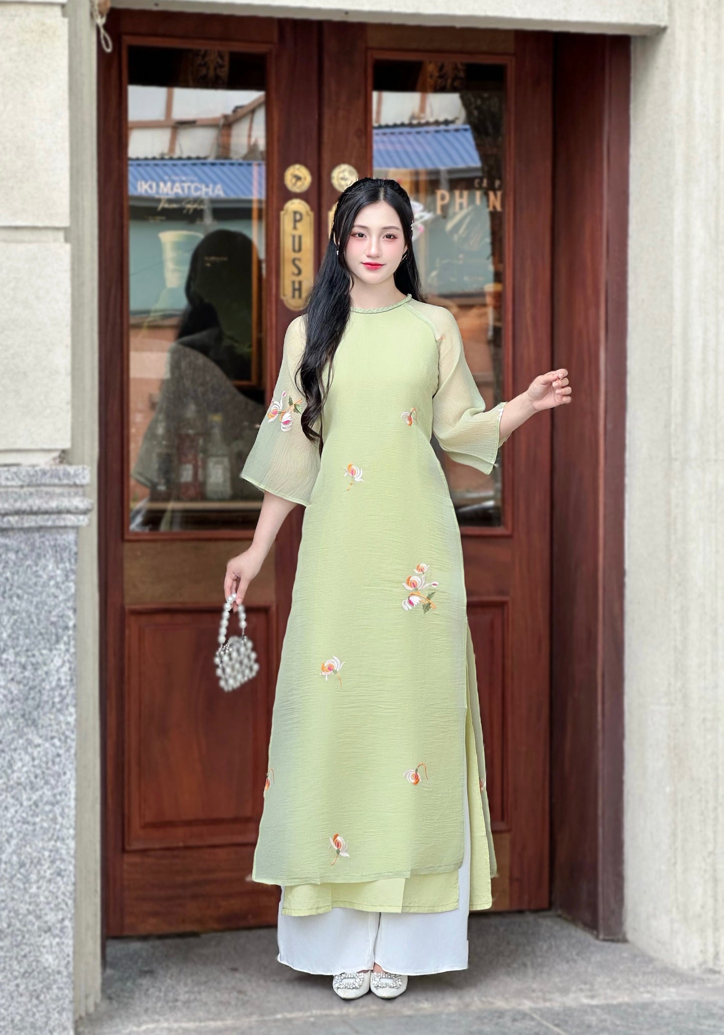 Sage Green Vietnamese Ao Dai with Floral Embroidery – Elegant Bridesmaid Dress | NO Pants