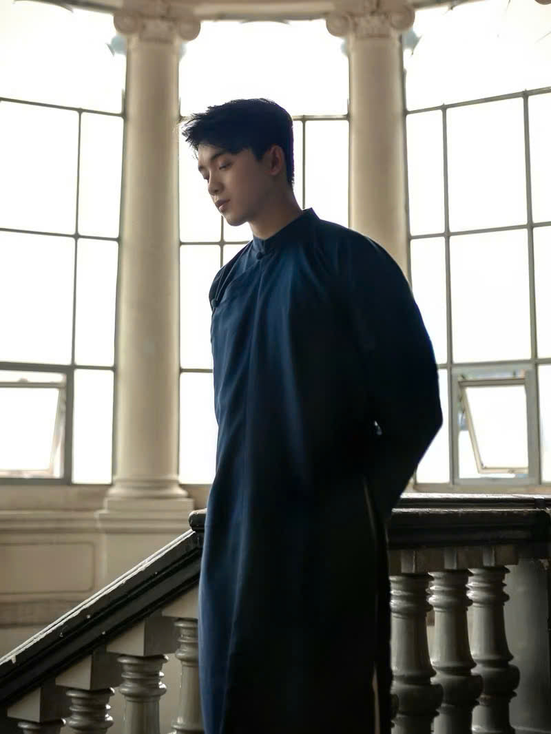 Plain Ao Dai For Men- Vietnamese Traditional Ao Dai