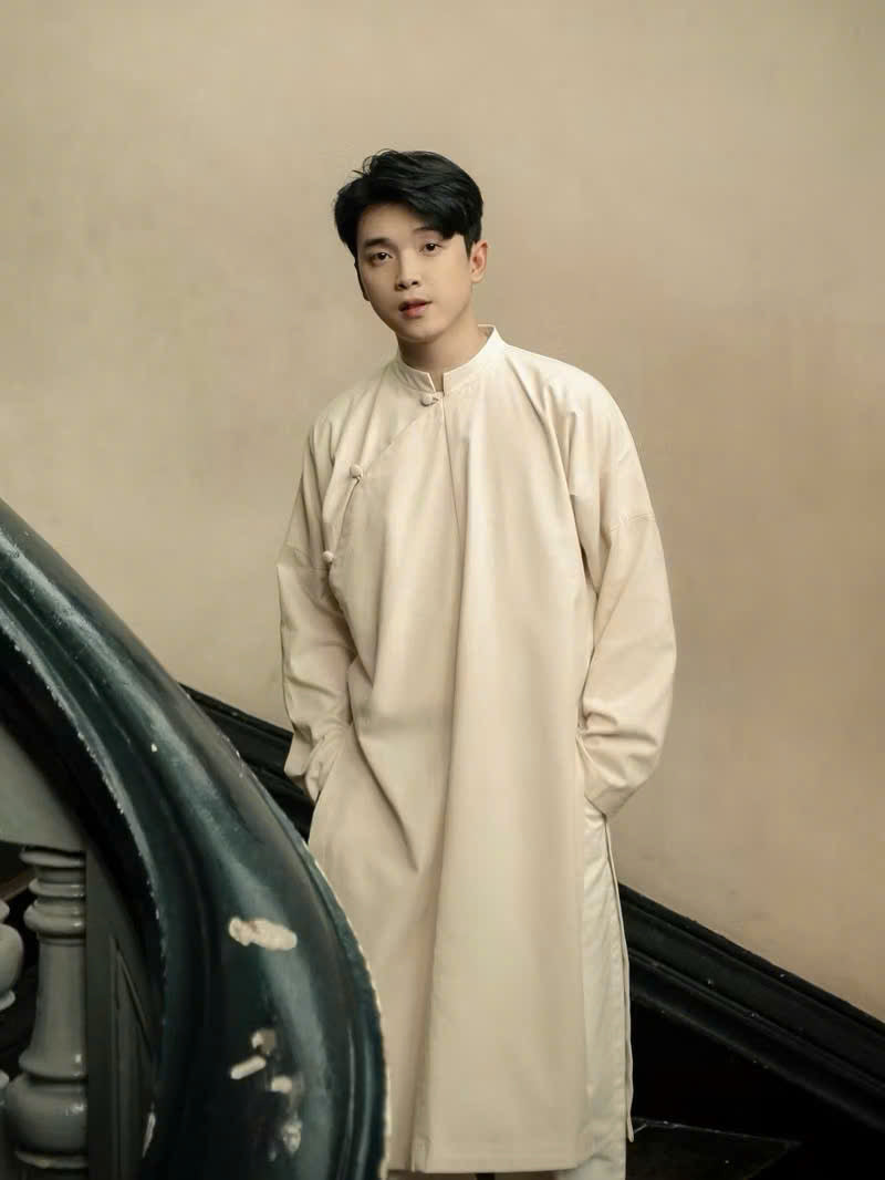 Plain Ao Dai For Men- Vietnamese Traditional Ao Dai