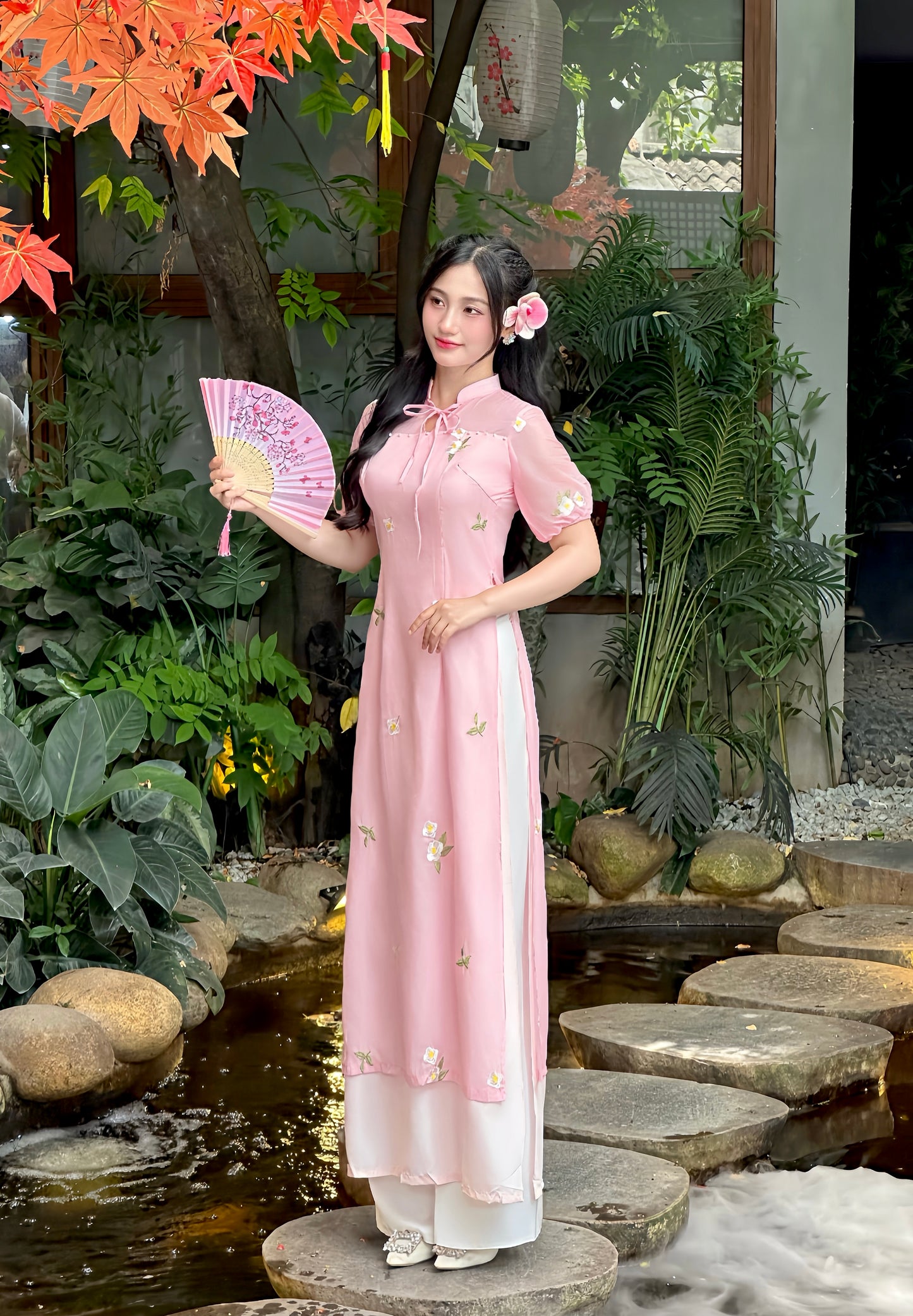 Pink Vietnamese Ao Dai for Women – Embroidered Floral Short Sleeve Traditional Dress for Wedding