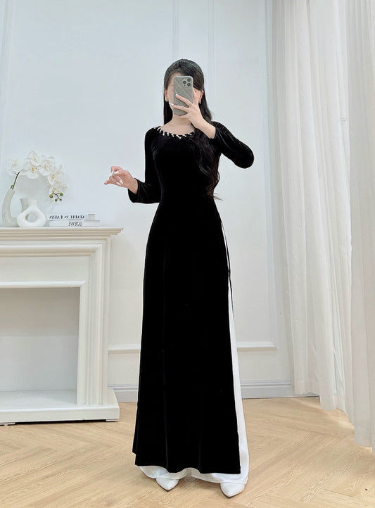 Black Velvet Vietnamese Ao Dai Dress – Traditional Long Sleeve Ao Dai with Pearl Neckline & Pants – Elegant Formal Ao Dai for Women