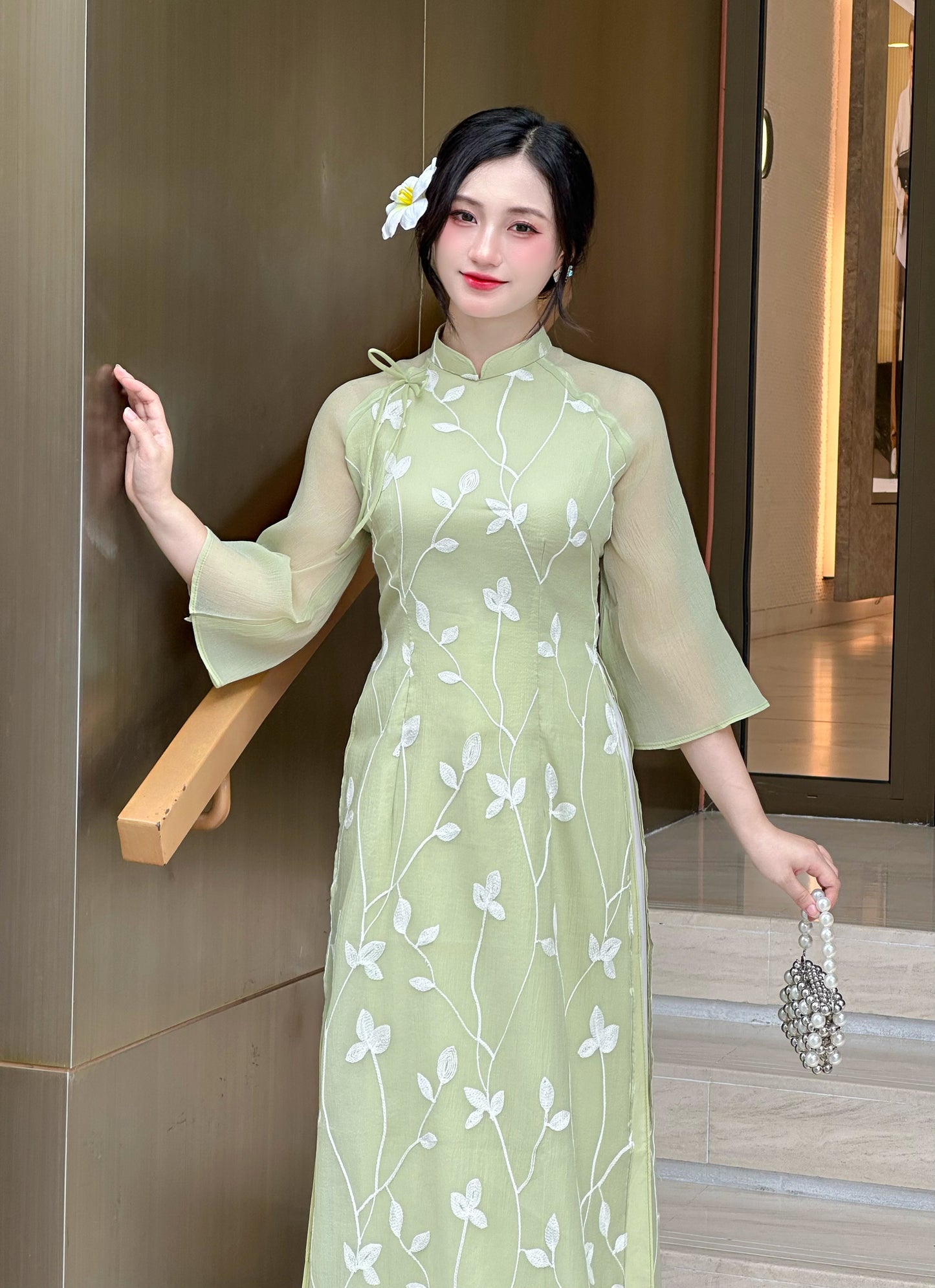 Set Green Vietnamese Ao Dai with Tie Bow Shoulder | Modern Vietnamese Ao Dai