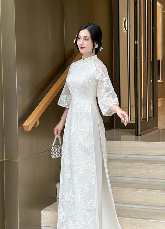 Set White Vietnamese Ao Dai with Floral embroidery | Modern Vietnamese Ao Dai