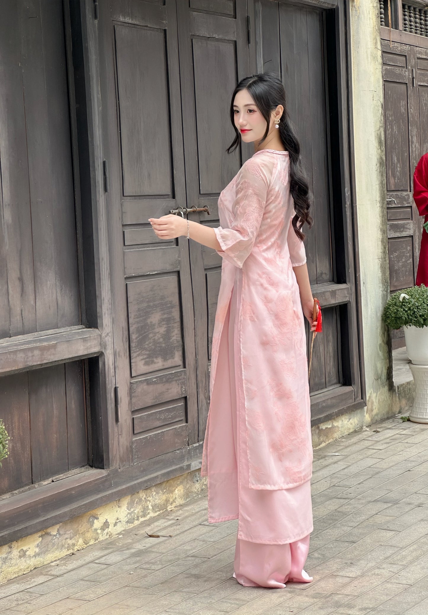 Pre-order: Set Pink Vietnamese Ao Dai with Rose Pattern | Vietnamese Ao Dai Dress