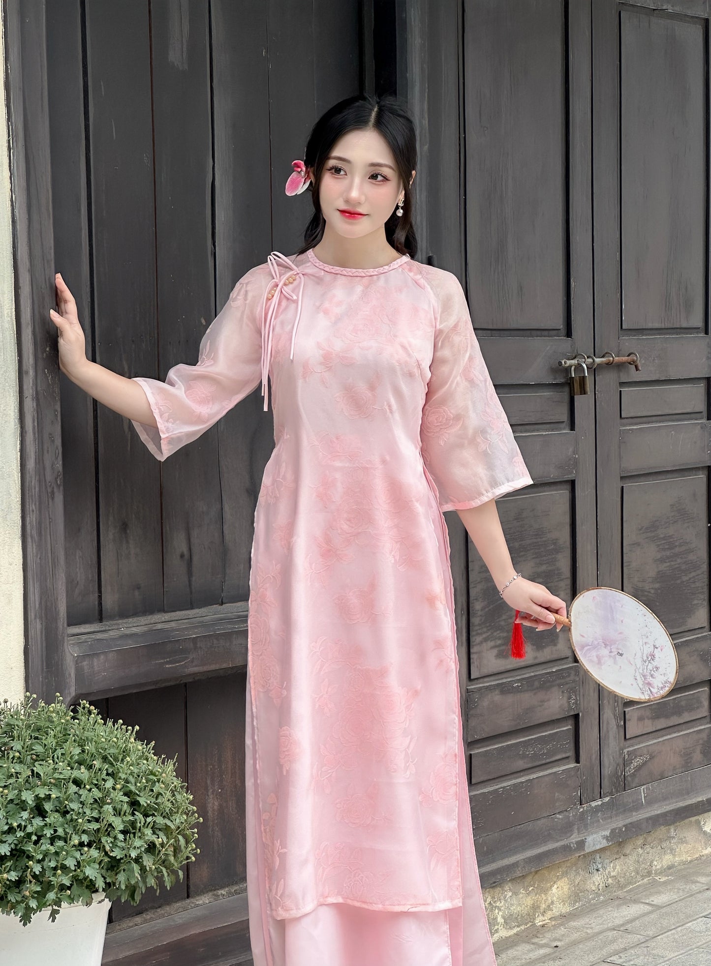 Pre-order: Set Pink Vietnamese Ao Dai with Rose Pattern | Vietnamese Ao Dai Dress