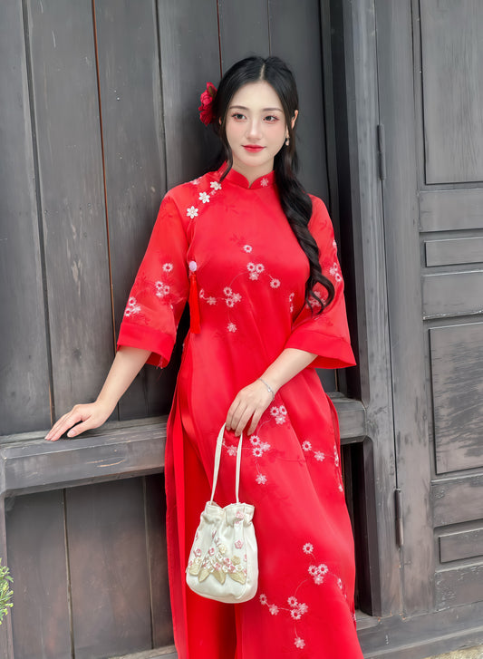 Red modern ao dai with embroidery flowers| áo dài cách tân | Ao dai women | With pants