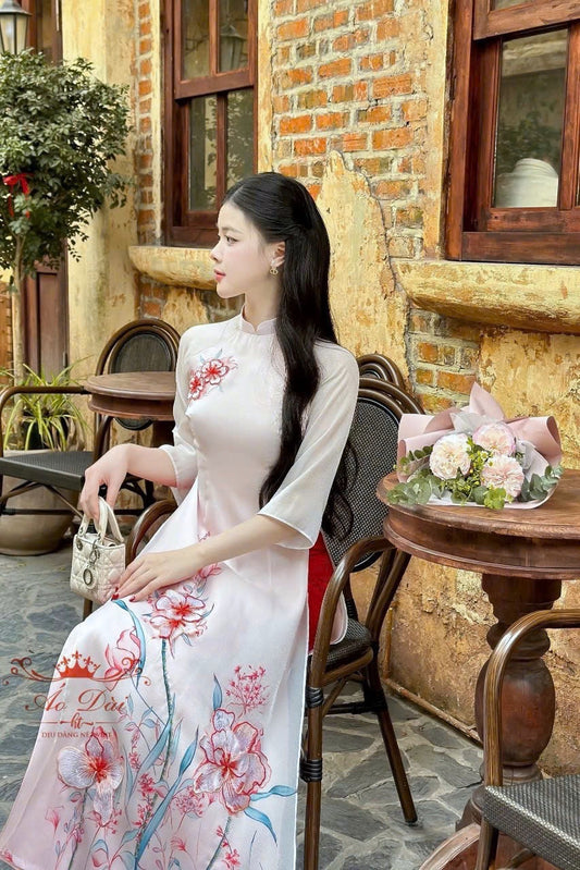 NELLY Vivid Graden Floral Embroidery Ao Dai For Women | Ao Dai For Special Events