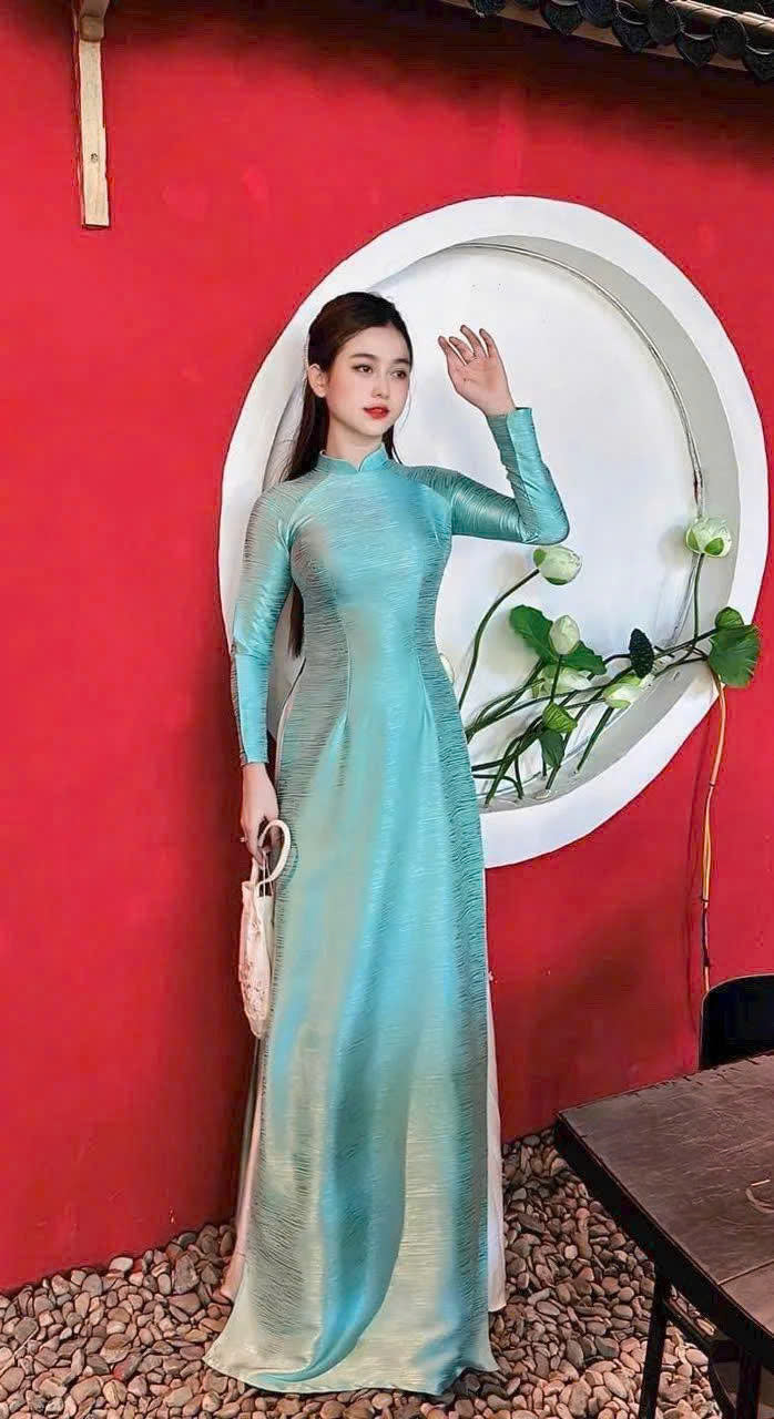 Green Paris Silk Ao Dai | Pre made ao dai for women | Vietnamese long dress