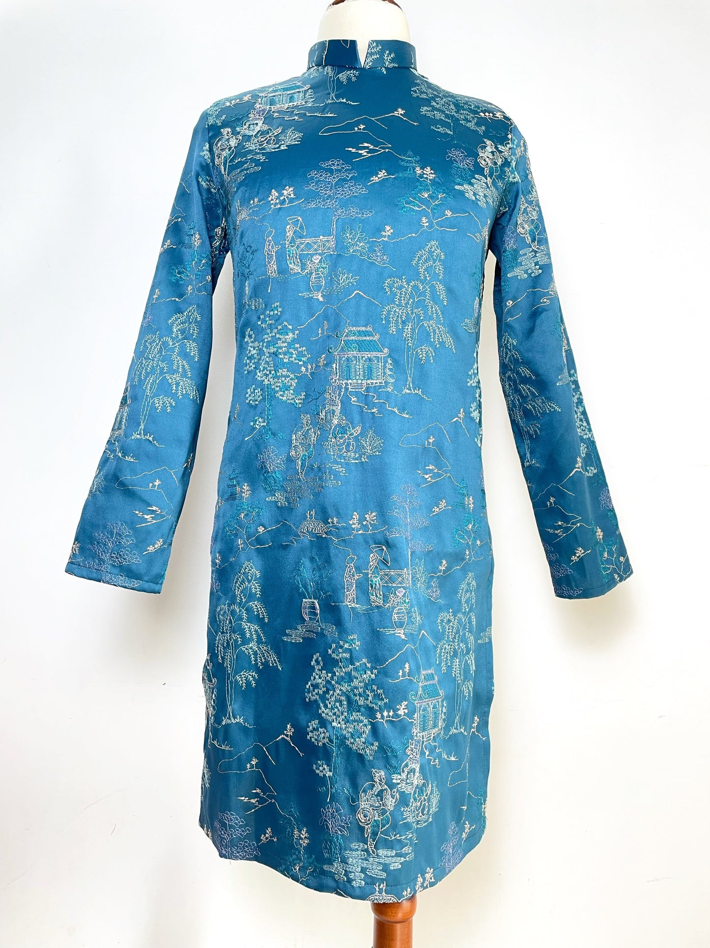 Men's Ao Dai - Blue\Red Hidden Men's Ao Dai | Traditional Long Dress For Men