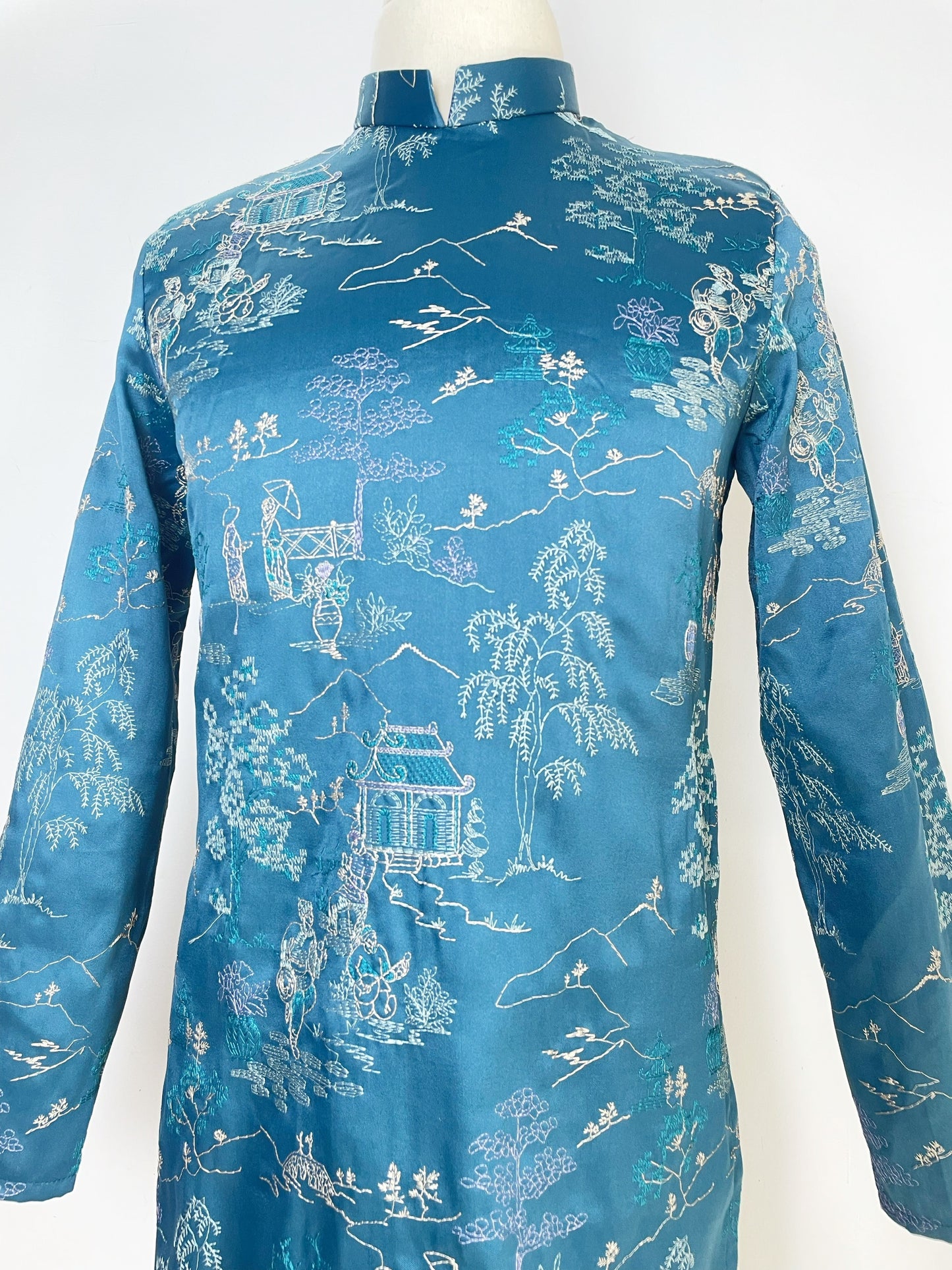 Men's Ao Dai - Blue\Red Hidden Men's Ao Dai | Traditional Long Dress For Men
