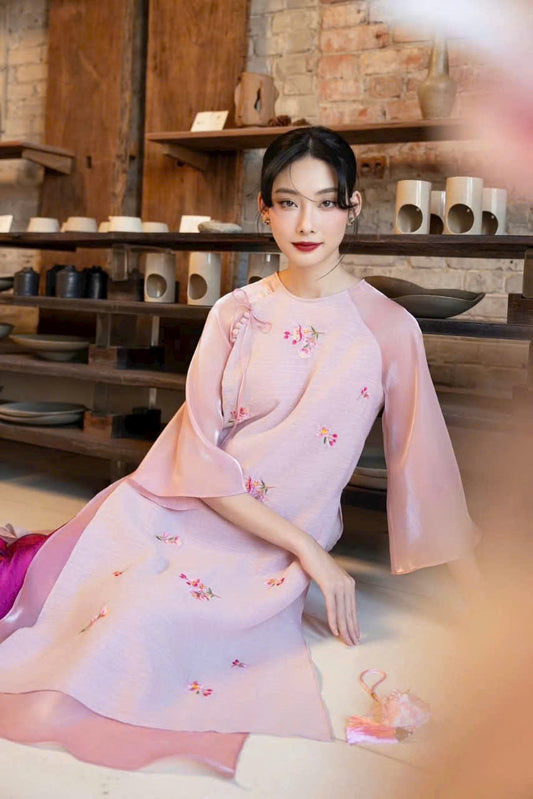 Quynh Lam Ao Dai | Plum Branch Ao Dai Set