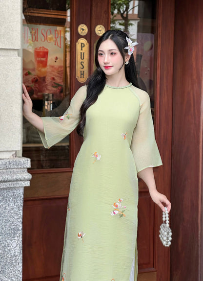 Sage Green Vietnamese Ao Dai with Floral Embroidery – Elegant Bridesmaid Dress | NO Pants