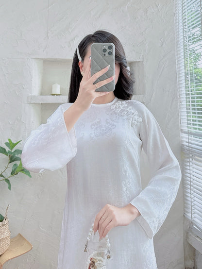 Pre-made White Ao dai for Women -  Royal silk ao dai top
