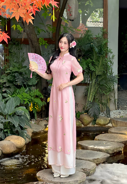 Pink Vietnamese Ao Dai for Women – Embroidered Floral Short Sleeve Traditional Dress for Wedding