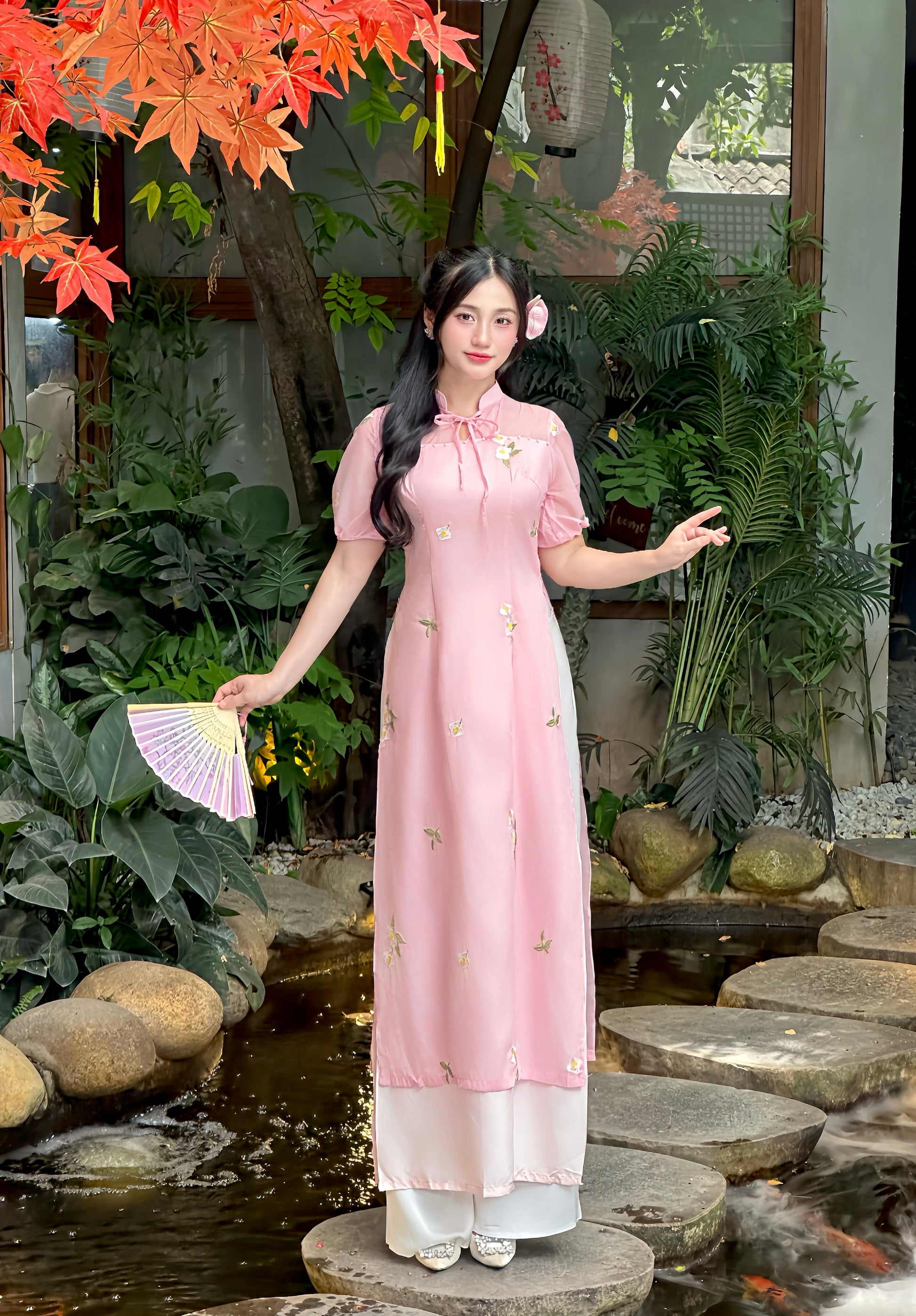 Pink Vietnamese Ao Dai for Women Embroidered Floral Short Sleeve Tra Ao Dai Net Dep Viet Pink Vietnamese Ao Dai for Women Embroidered Floral Short Sleeve Tra Ao Dai Net Dep Viet