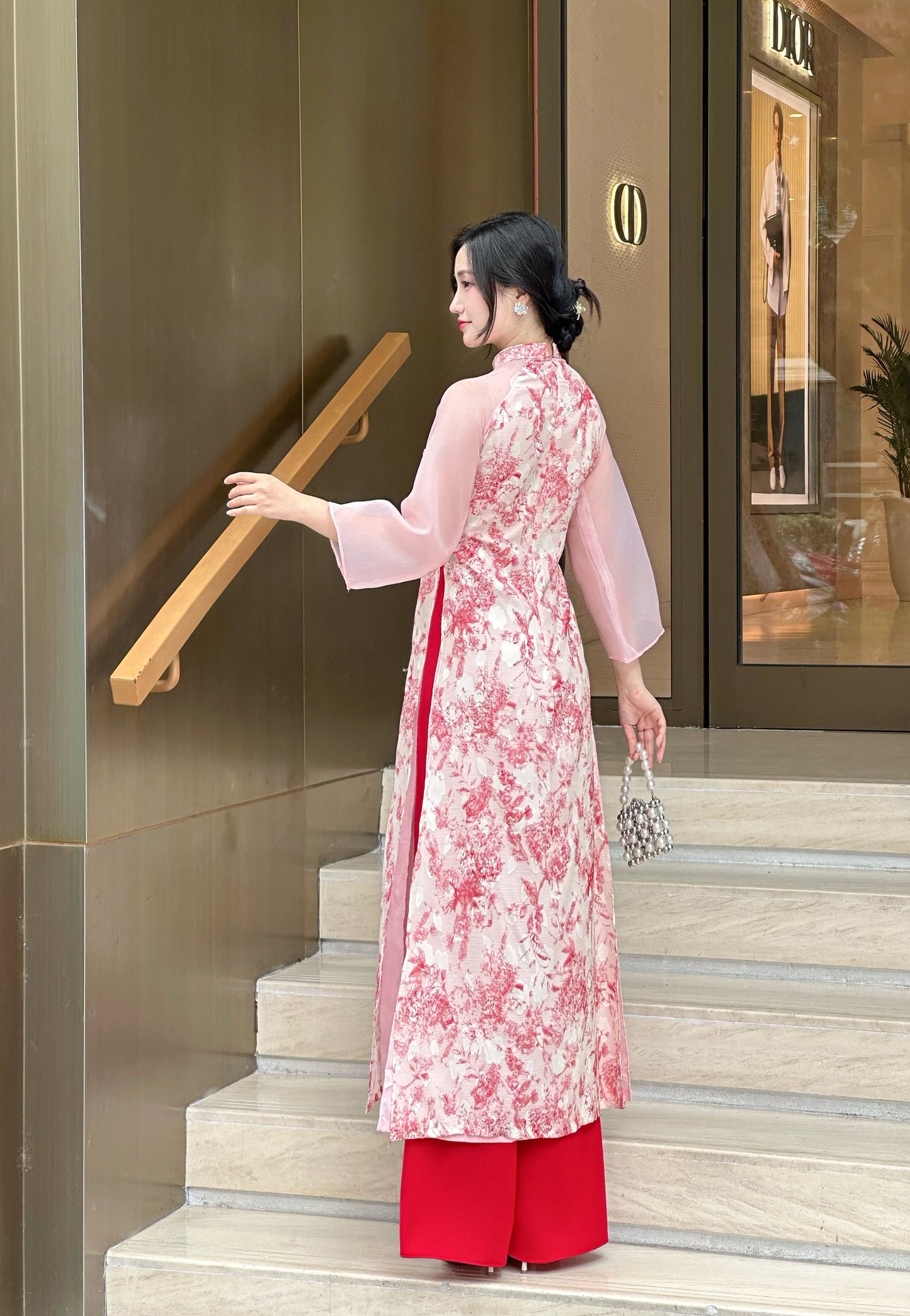 Set Modern Red Ao Dai – Áo Dài Tơ LỆ CHI | Vietnamese Ao Dai With Pants