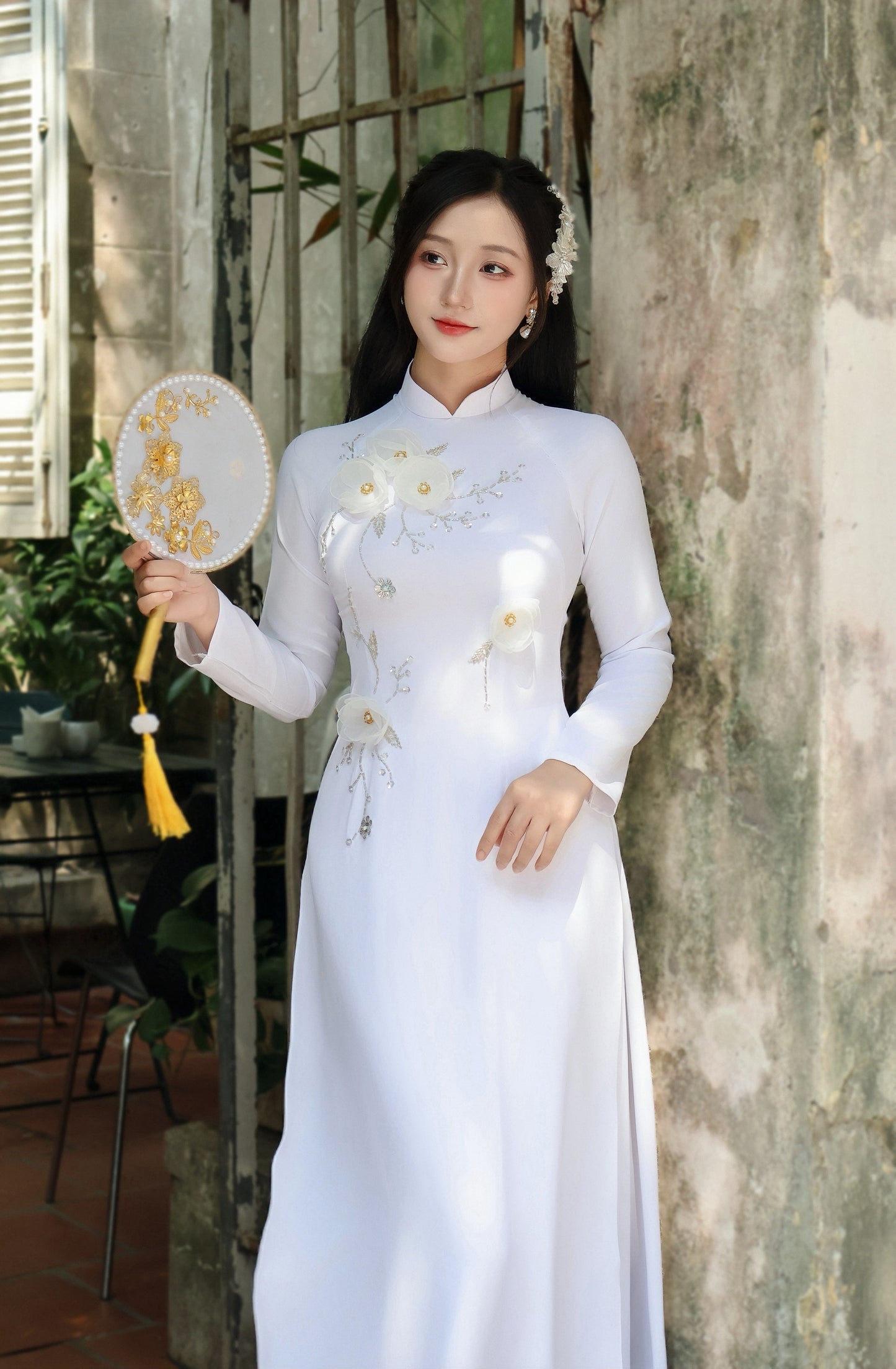 White Chiffon Silk With 3D Floral Embroidered - Traditional ao dai vietnam