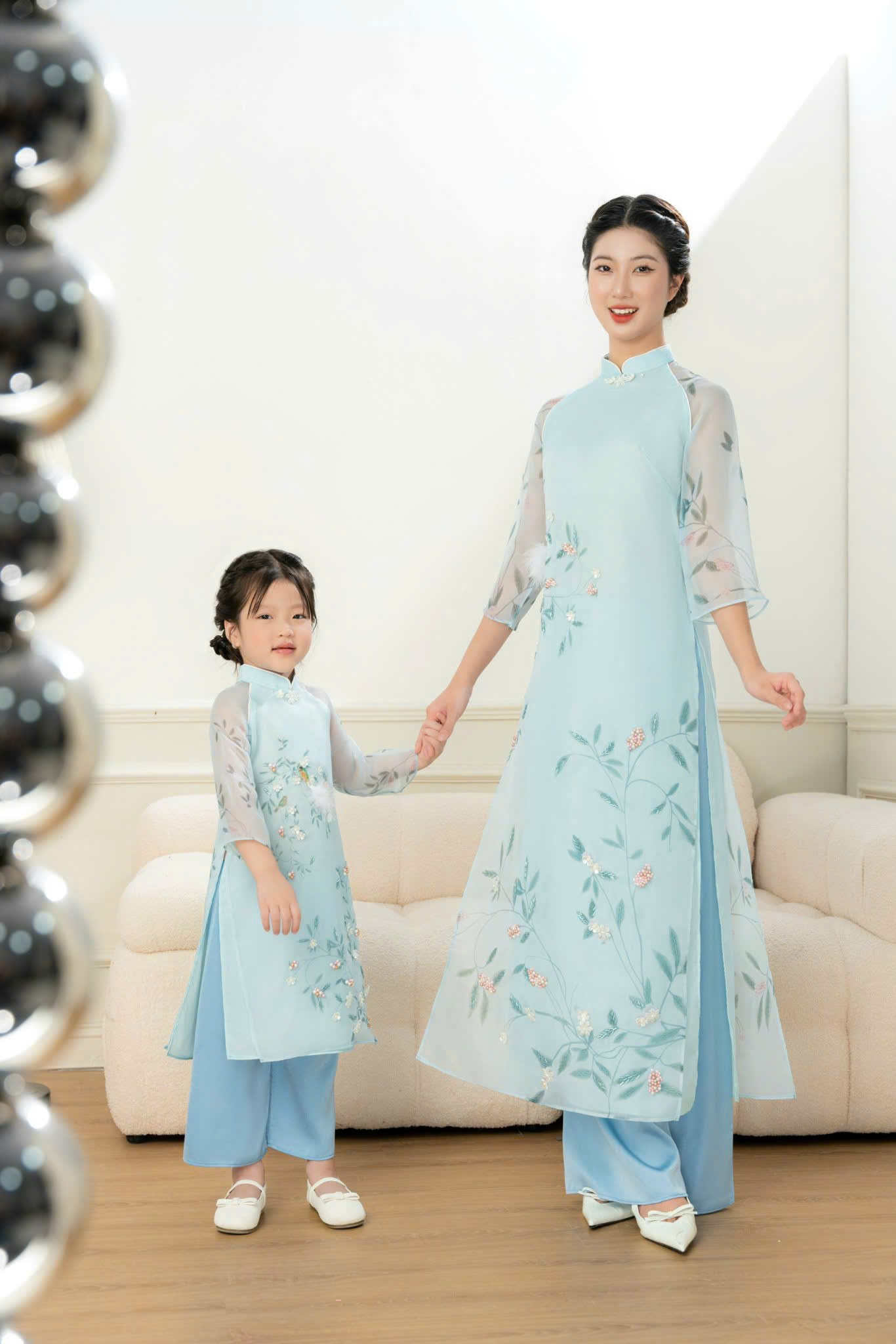 Blue Sparkle Ao Dai Matching Mother Daughter | Áo Dài Đôi Mẹ và Bé Gái