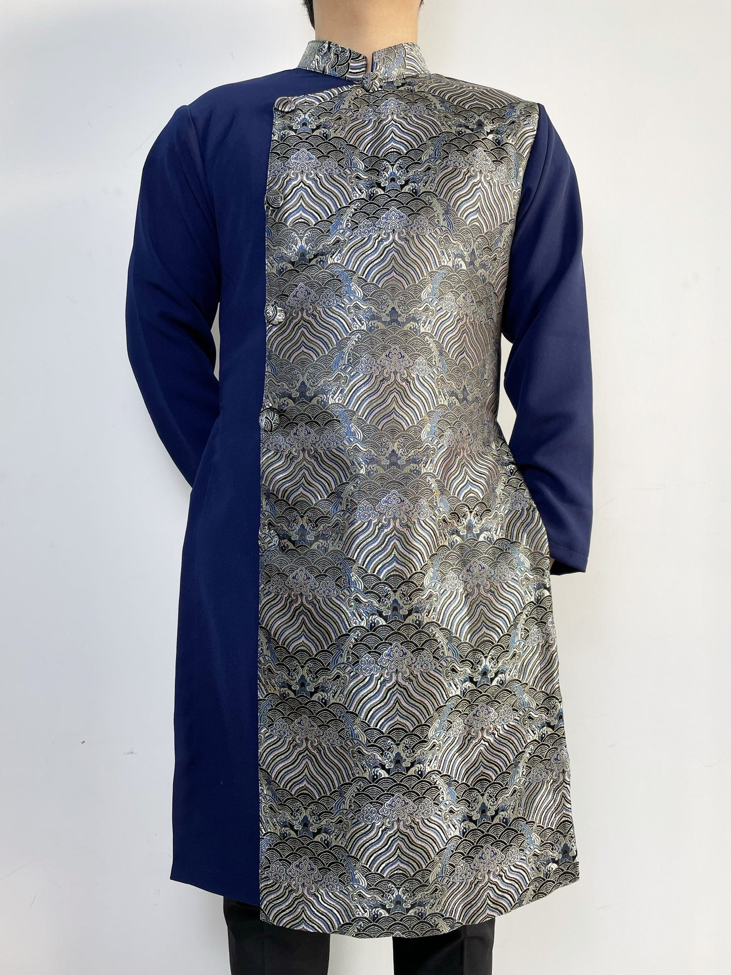 Men Damark Gam Ao Dai | Pre-made Traditional Vietnamese Ao Dai