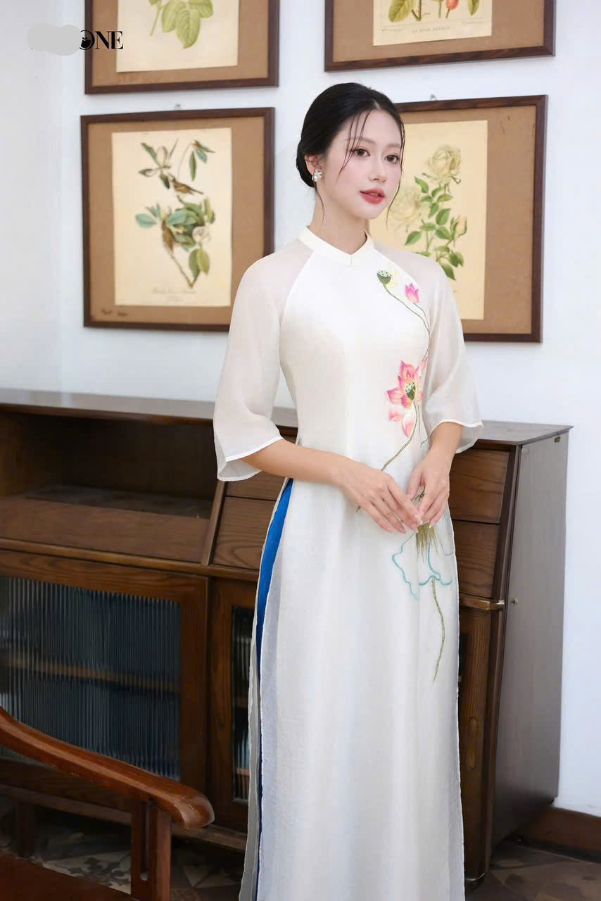 White Vietnamese Ao Dai w Lotus embroidered | Vietnamese long dress with Pants
