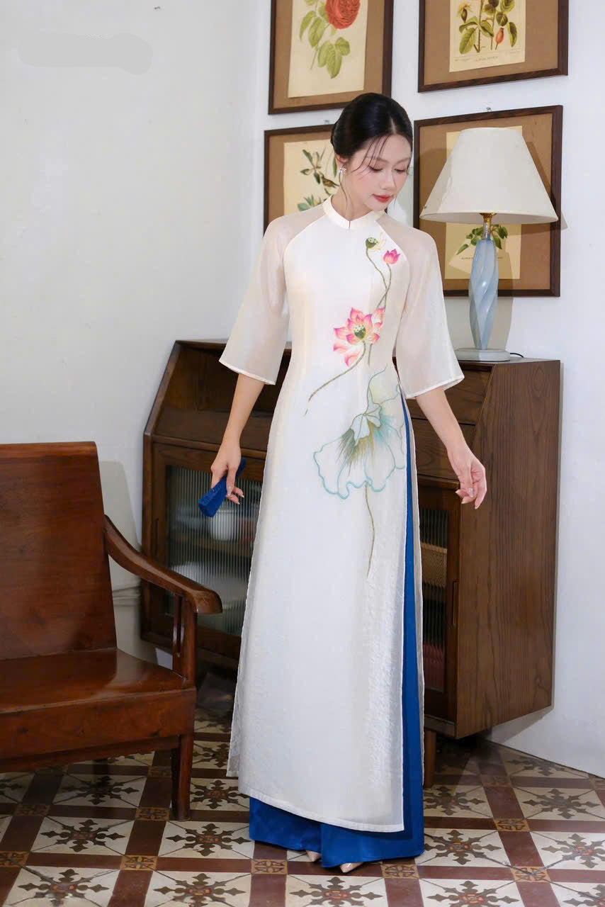 White Vietnamese Ao Dai w Lotus embroidered | Vietnamese long dress with Pants