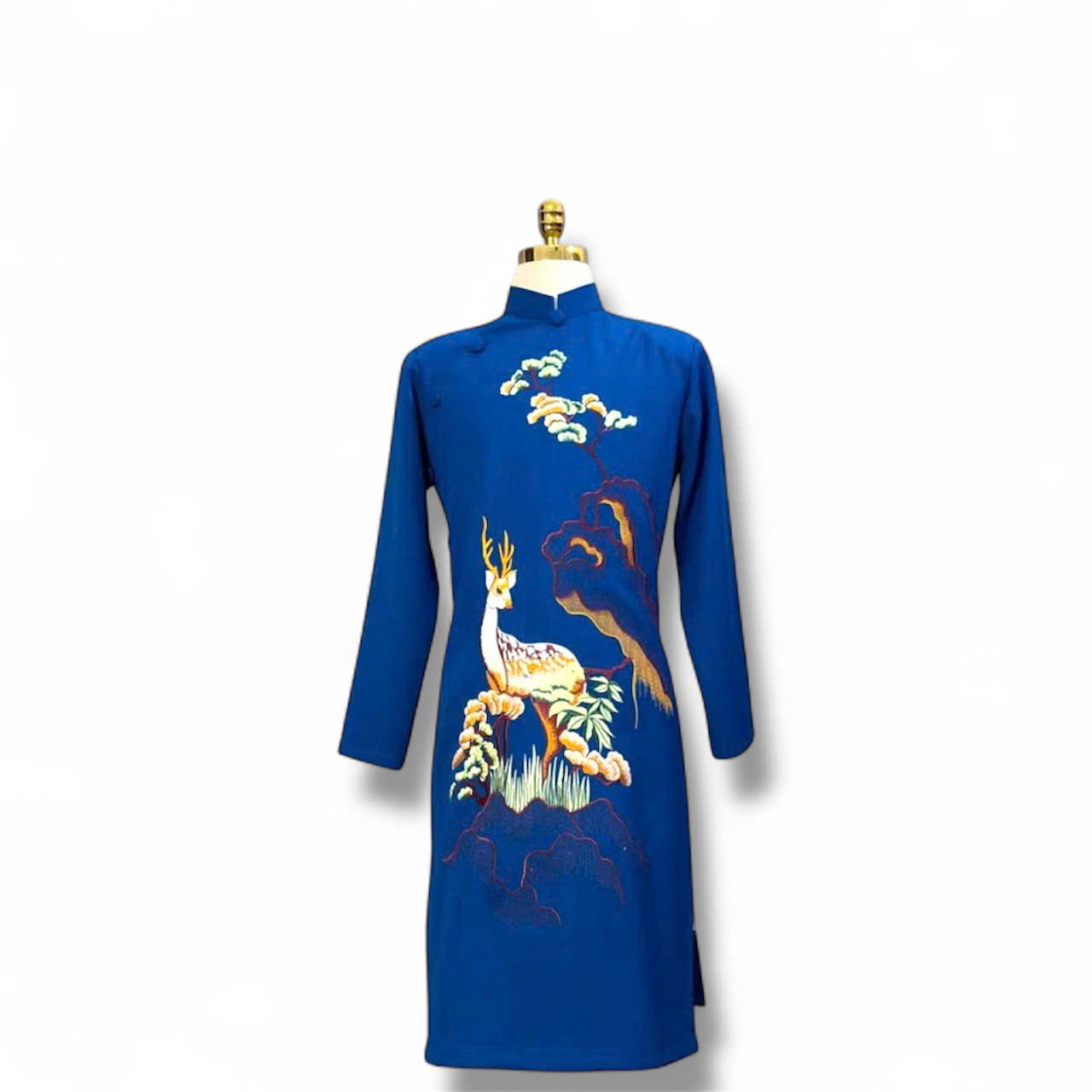 Ao Dai Men White Embroidered Deer | Vietnamese Traditional Outfit