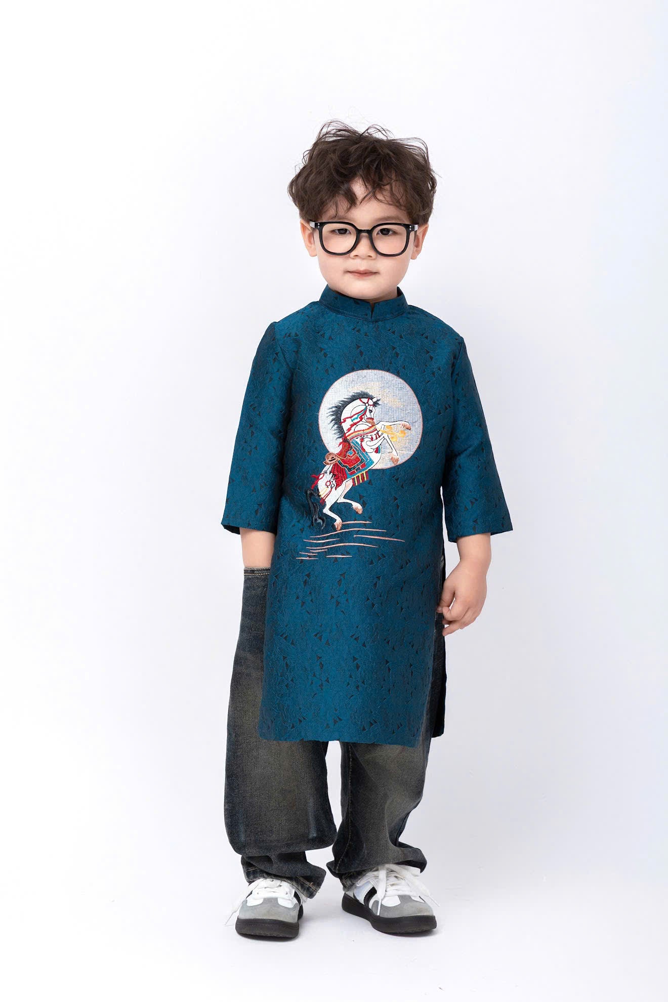 Vietnamese Kids Ao Dai – Boys Brocade Outfit with Embroidered Horse, Tet Lunar New Year, Wedding Traditional Clothing