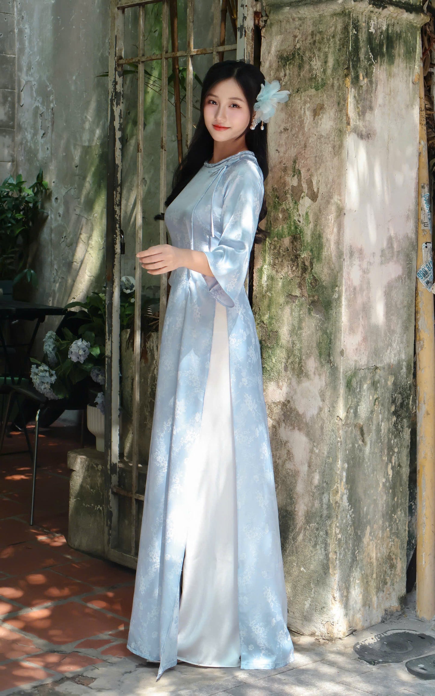 MAN Light Blue Ao Dai with Flowers | Vietnamese ao dai for women | NO pants