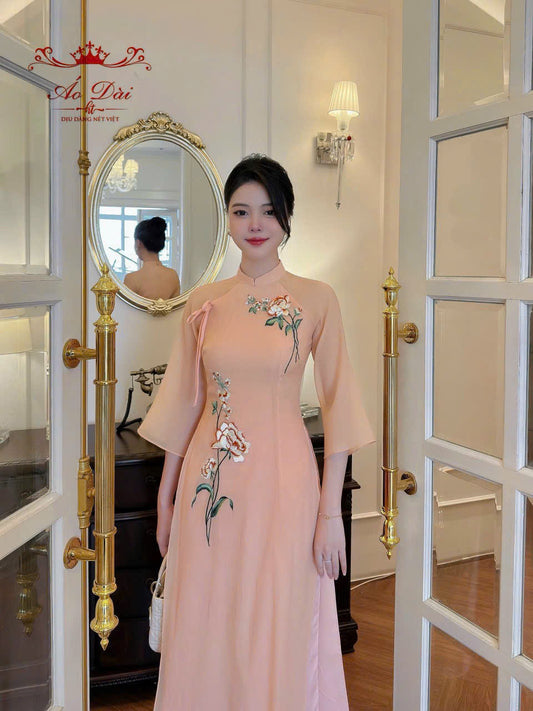 Traditional Vietnamese Dress | Áo Dài Truyền Thống