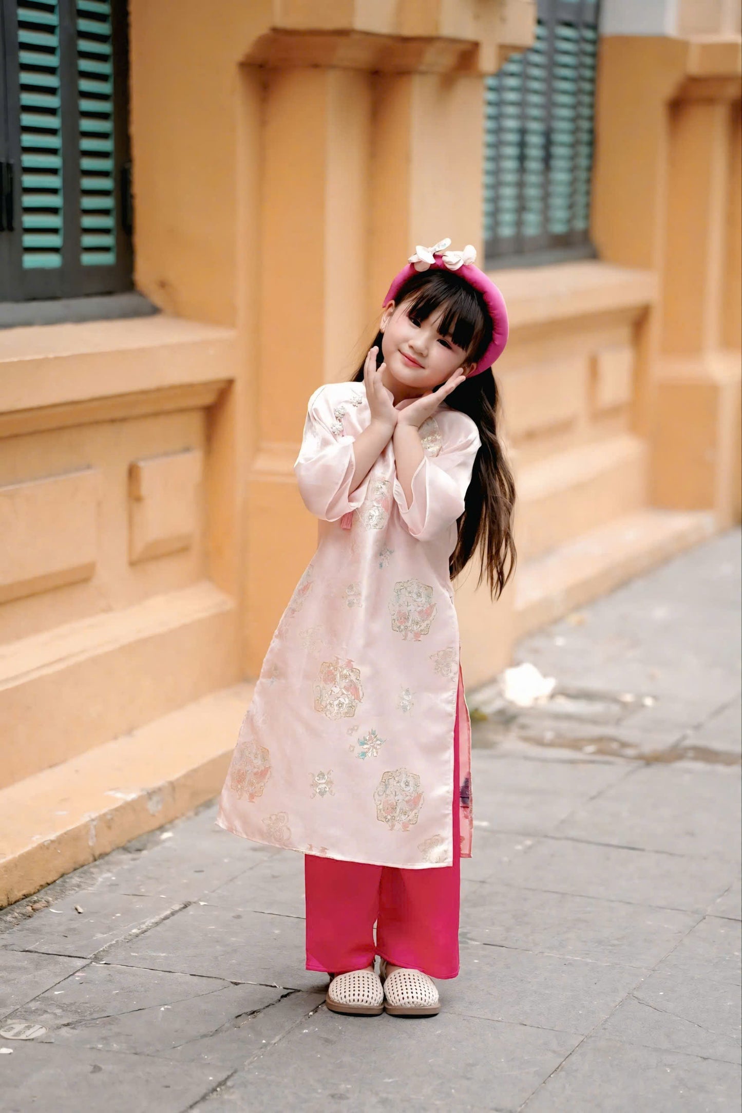 MIKA Pink gam ao dai for daughter | ao dai be gai tet
