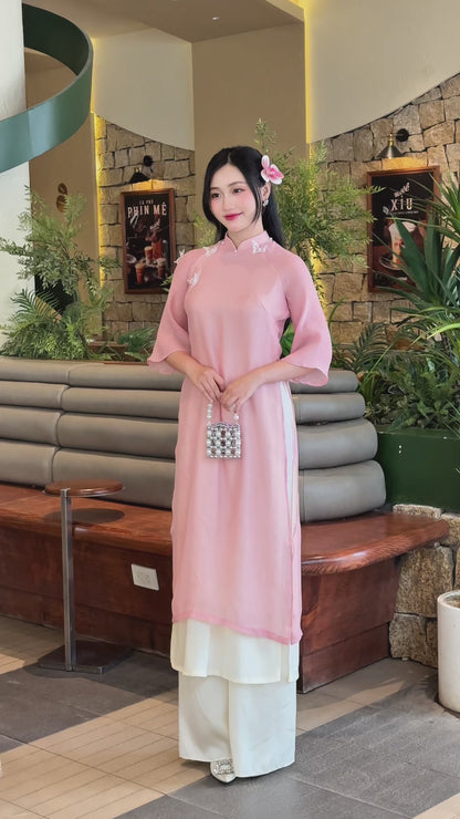 Pink Vietnamese Ao Dai with 3D Butterfly – Bridesmaid Dress | Modern Ao Dai Set