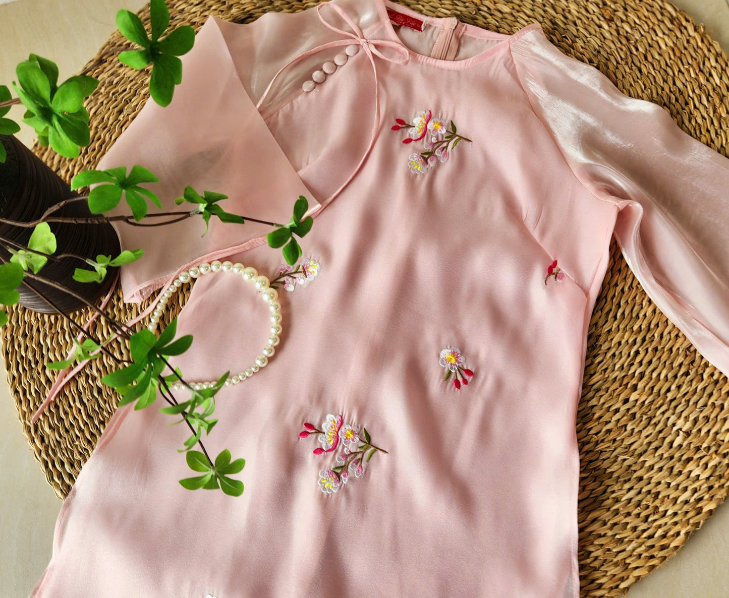 Quynh Lam Ao Dai | Plum Branch Ao Dai Set