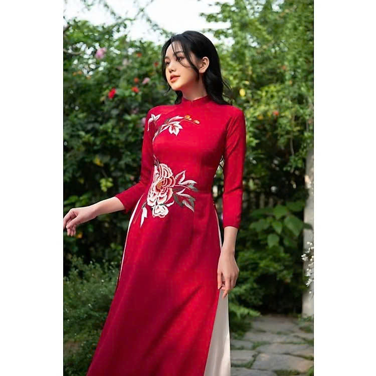 Red Lụa Mỹ Ao Dai | Rose Embroidered Ao Dai Women